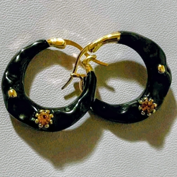 Boho-chic black enamel drip earrings; nwot - Picture 8 of 8